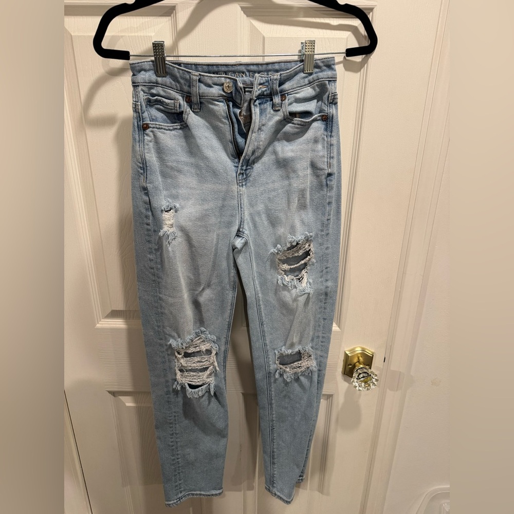 American Eagle High-rise Ripped Blue Jeans